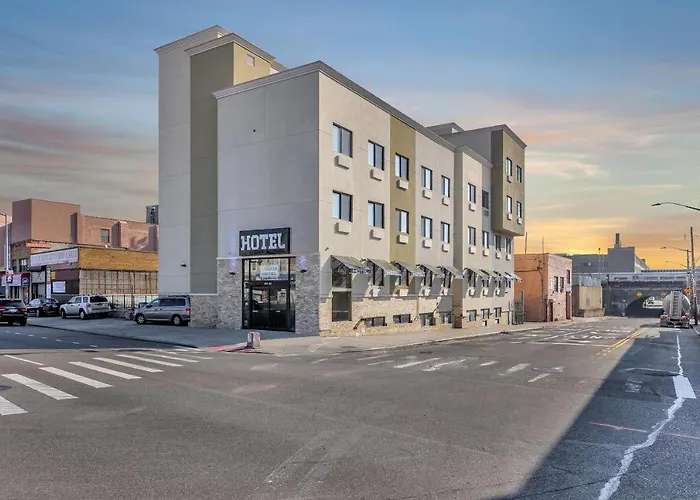 Hotel Pergola Jamaica Jfk