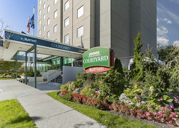 Courtyard By Marriott New York Jfk AirportAirport Hotel